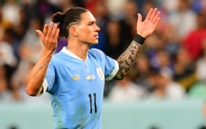 A Garra Revisitada: Darwin Núñez e a Metamorfose Celeste para 2026