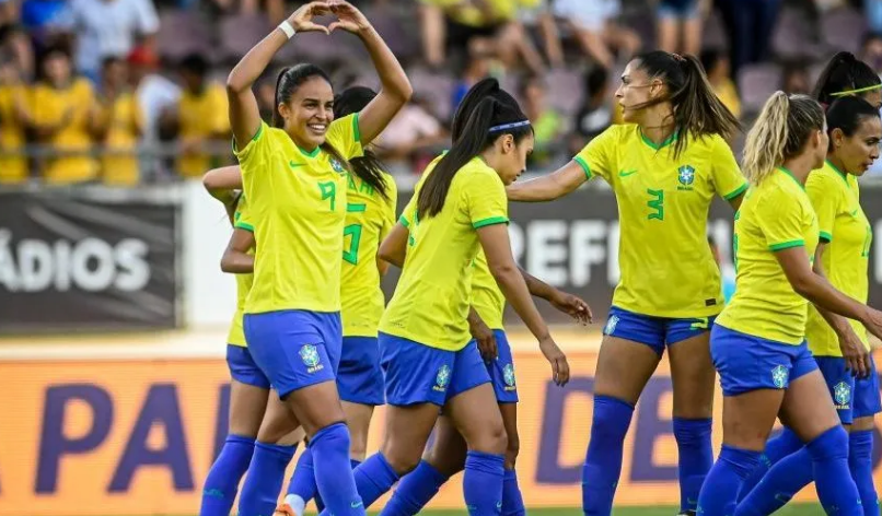 O Fantasma de 2014 e a Revolução de 2027: A Guerra Política, o Xadrez Corporativo e os Bastidores da Copa do Mundo Feminina no Brasil